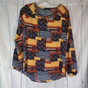 Rue21 paisley lightweight long sleeve shirt